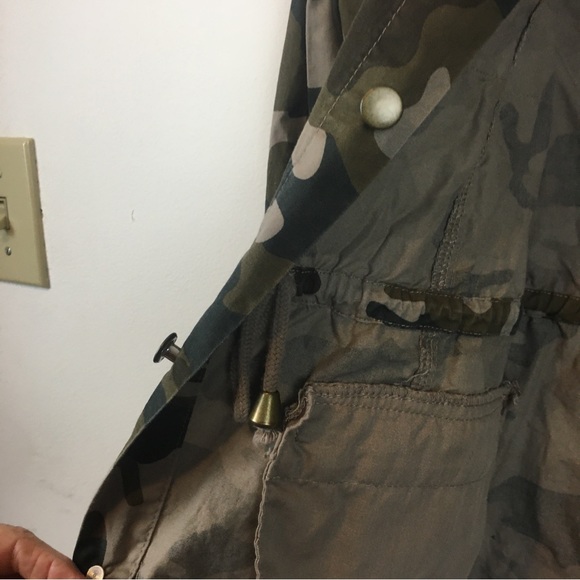 Bongo Camo Utility Jacket - Picture 7 of 10